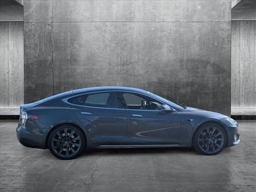 2021 Tesla Model S Long Range
