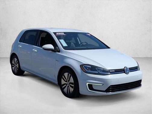 Pure White 2017 Volkswagen e-Golf SEL Premium
