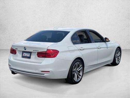 2018 BMW 330 i xDrive