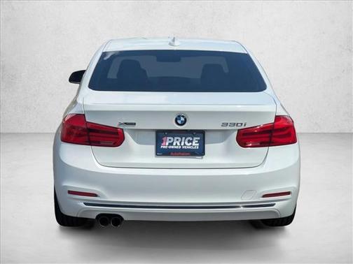 2018 BMW 330 i xDrive