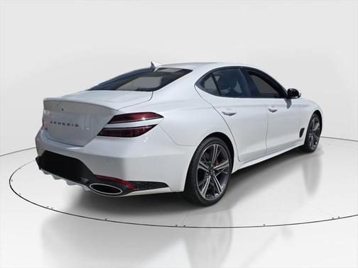 2025 Genesis G70 2.5T RWD