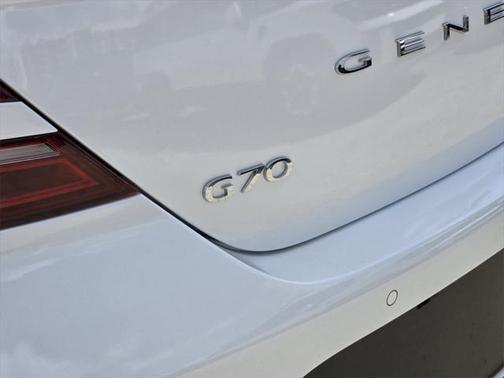2025 Genesis G70 3.3T RWD Sport Advanced