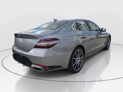 2025 Genesis G70 2.5T RWD