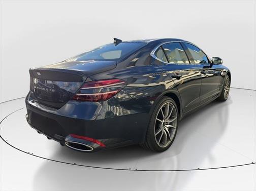 2025 Genesis G70 2.5T RWD