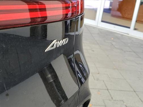 2024 Genesis GV70 2.5T AWD