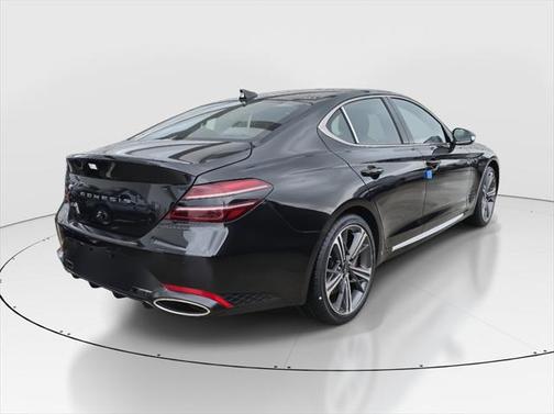2025 Genesis G70 2.5T RWD