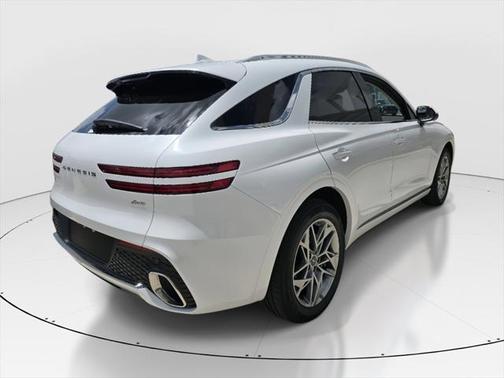 2025 Genesis GV70 2.5T