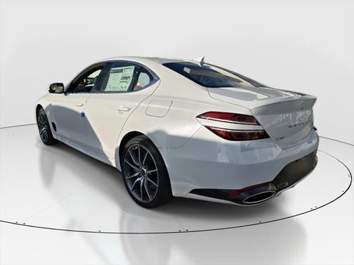 2025 Genesis G70 2.5T RWD