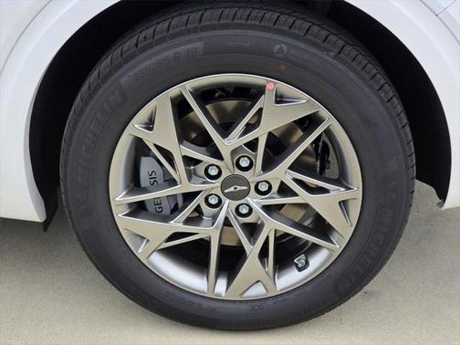 2025 Genesis GV70 2.5T