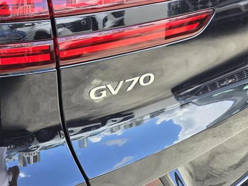 2025 Genesis Electrified GV70 Advanced
