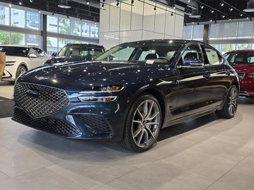2025 Genesis G70 2.5T RWD