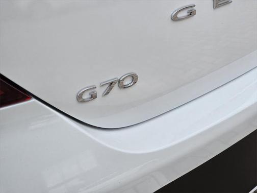 2026 Genesis G70 2.5T RWD Prestige