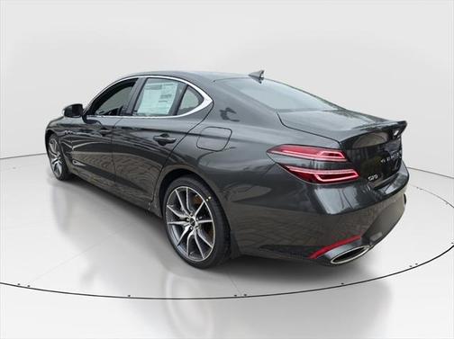 2025 Genesis G70 2.5T RWD