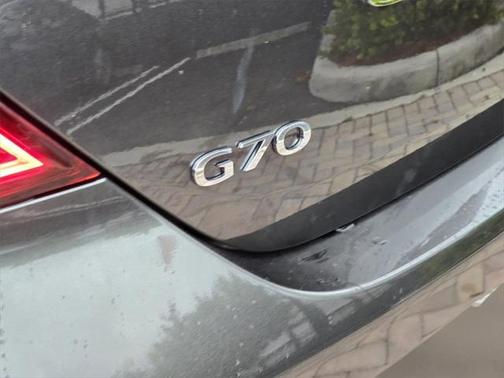 2025 Genesis G70 2.5T RWD