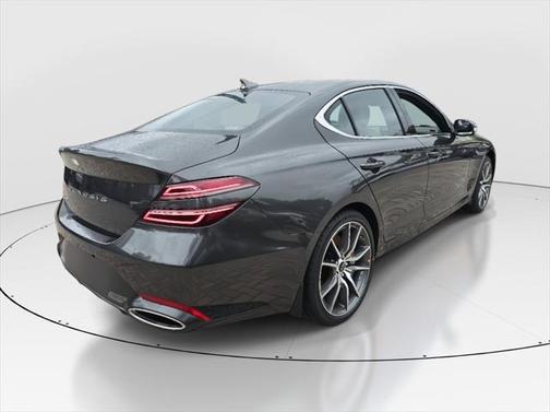 2025 Genesis G70 2.5T RWD