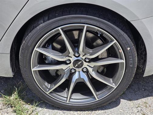 2026 Genesis G70 2.5T RWD Prestige