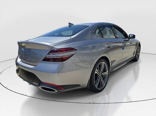 2025 Genesis G70 2.5T RWD