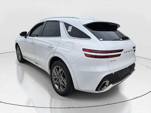 2025 Genesis GV70 2.5T