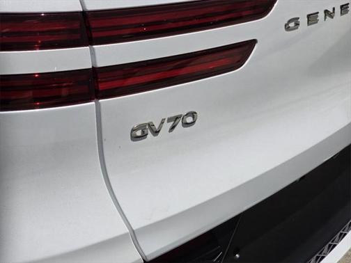 2025 Genesis GV70 2.5T AWD