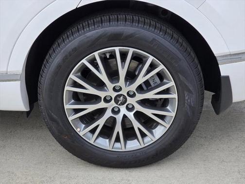 2025 Genesis GV80 2.5T