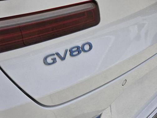 2025 Genesis GV80 2.5T