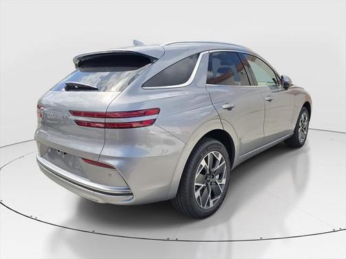 2026 Genesis Electrified GV70 Standard