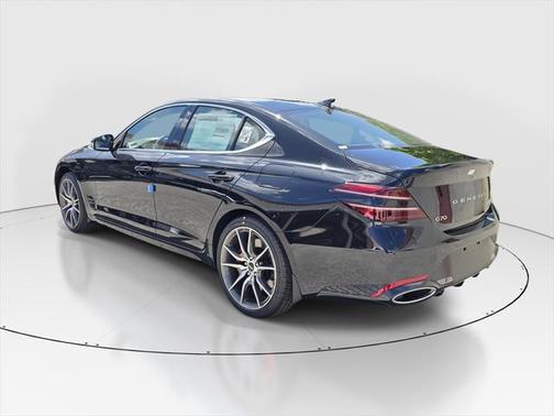 2025 Genesis G70 2.5T RWD