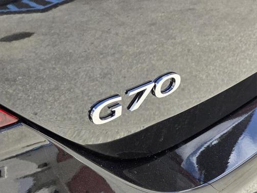 2025 Genesis G70 2.5T RWD