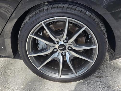 2026 Genesis G70 2.5T RWD Prestige