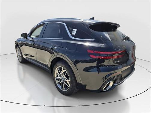 2025 Genesis GV70 2.5T
