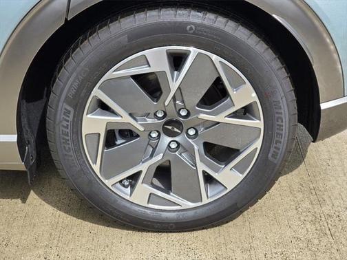 2025 Genesis GV60 Standard RWD