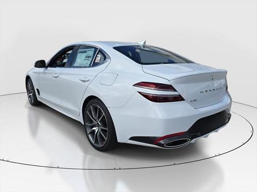 2025 Genesis G70 2.5T RWD