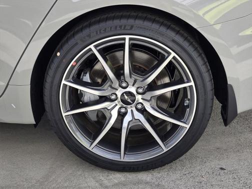 2026 Genesis G70 2.5T RWD