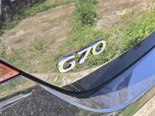 2026 Genesis G70 2.5T RWD Prestige