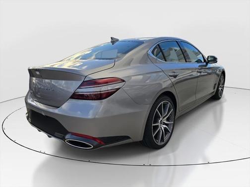 2025 Genesis G70 2.5T RWD