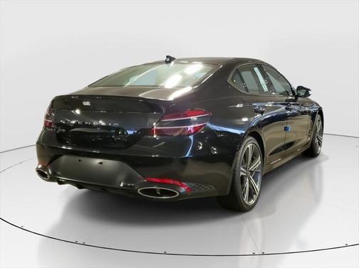 2025 Genesis G70 2.5T RWD