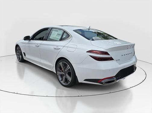 2025 Genesis G70 2.5T RWD