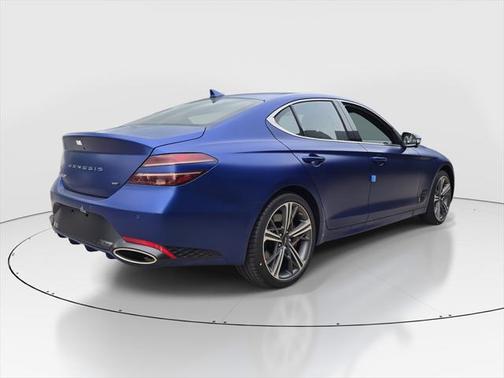 2025 Genesis G70 2.5T RWD