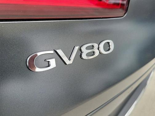 2025 Genesis GV80 2.5T