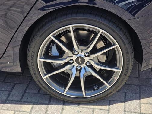 2026 Genesis G70 2.5T RWD Prestige