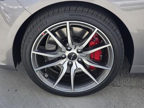 2025 Genesis G70 2.5T RWD