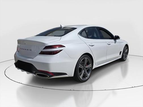 2025 Genesis G70 2.5T RWD