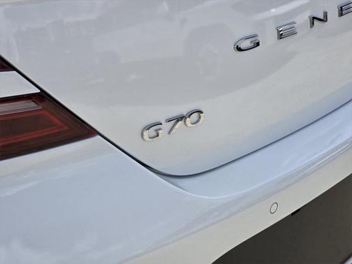 2025 Genesis G70 2.5T AWD