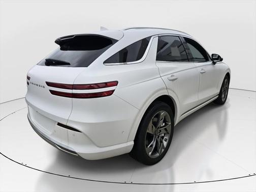 2025 Genesis Electrified GV70 Advanced AWD