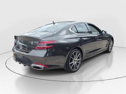 2026 Genesis G70 2.5T RWD Prestige
