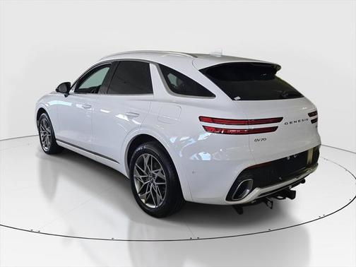 2022 Genesis GV70 2.5T AWD