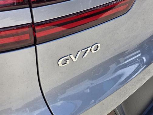 2025 Genesis GV70 2.5T AWD