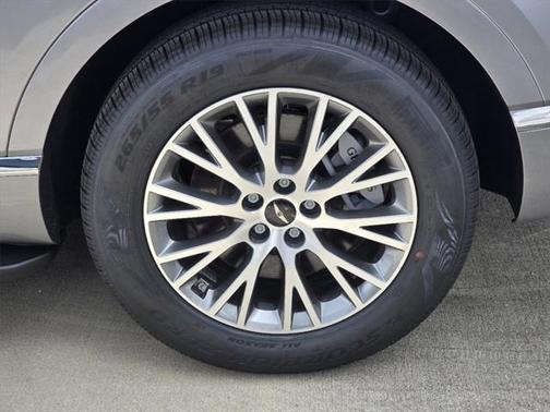 2025 Genesis GV80 2.5T