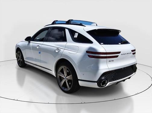 2025 Genesis GV70 2.5T AWD