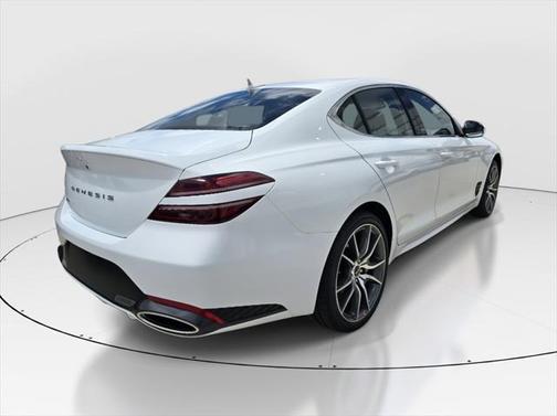 2025 Genesis G70 2.5T RWD
